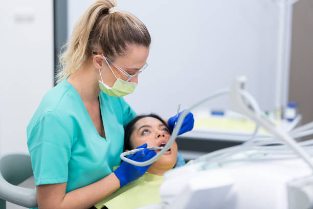 Best Cracked Tooth Emergency Dentist  in Sisco Heights, WA